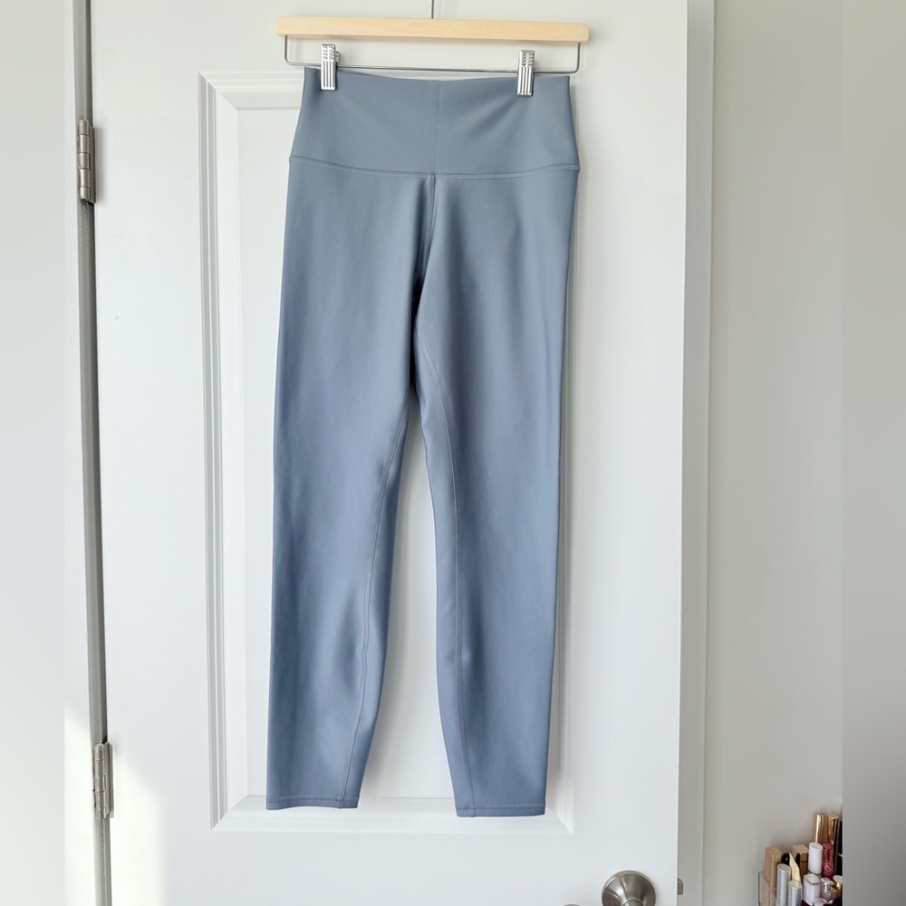 Alo yoga 7/8 high waist airlift leggings size M